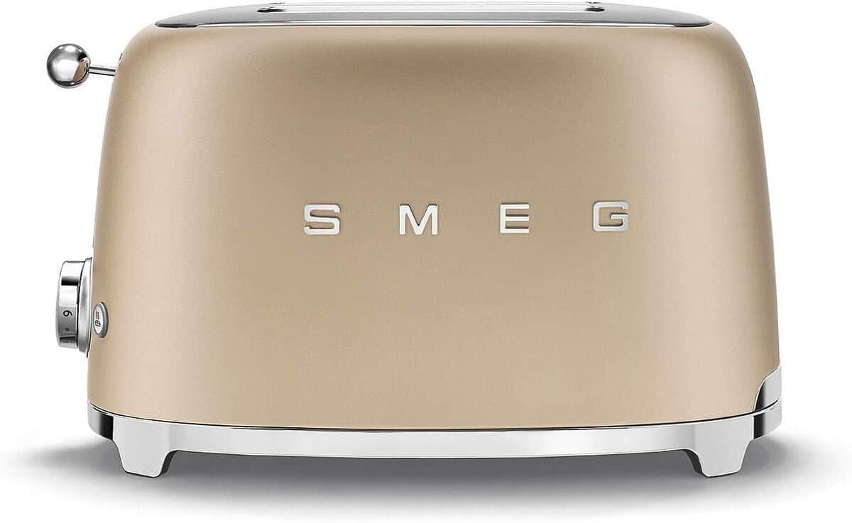 Test grille-pains Smeg TSF01CHMEU : performance élégante
