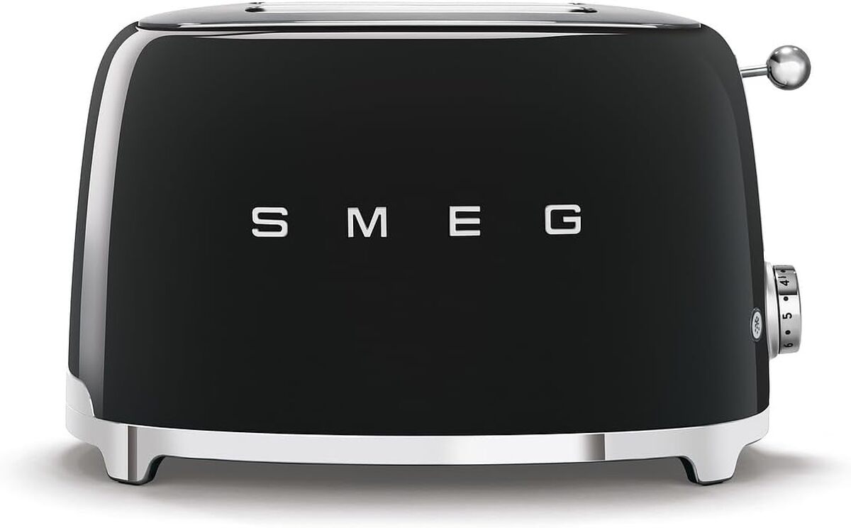 Test du grille-pain Smeg TSF01 : design et efficacité en cuisine