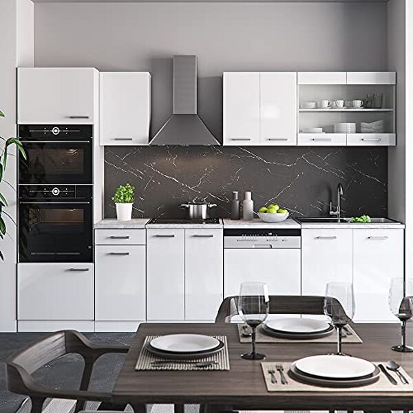 Explorez la Vicco Cuisine R-Line 300 cm blanc brillant : polyvalence, esthétique et fonctionnalité au service de votre espace culinaire moderne. Profitez d'un design éclatant et innovant  !